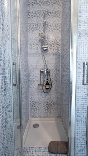 Hair dryer - Stopover in Toulon • Cosy, quiet & conveniently located (Toulon)