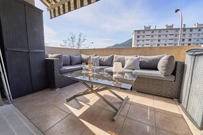 Property grounds - Les Vergers - Quiet, Swimming pool, Parking & Terrace (La Valette-du-Var)