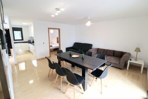 Dining - Casa Cristal 2, Heated Pool, Hot Tub , A/C ,250 meters beach (Miami playa)