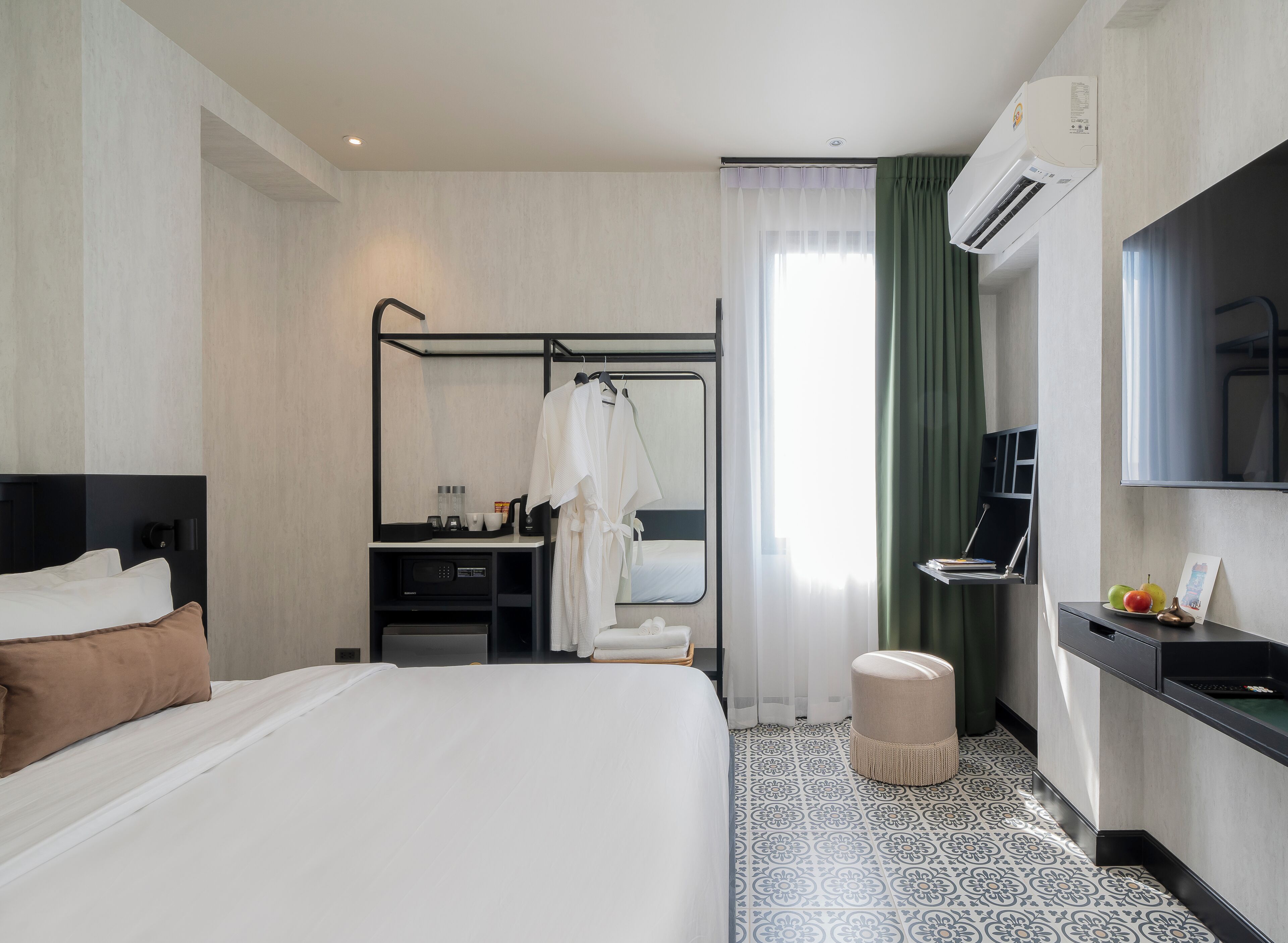 Premium bedding, free WiFi, bed sheets