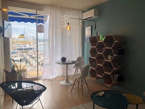 Interior - BALCONY ON MER❤️ view ????Clim ???? (Toulon)