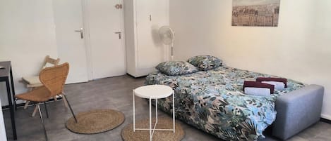 1 間睡房、Wi-Fi、床單