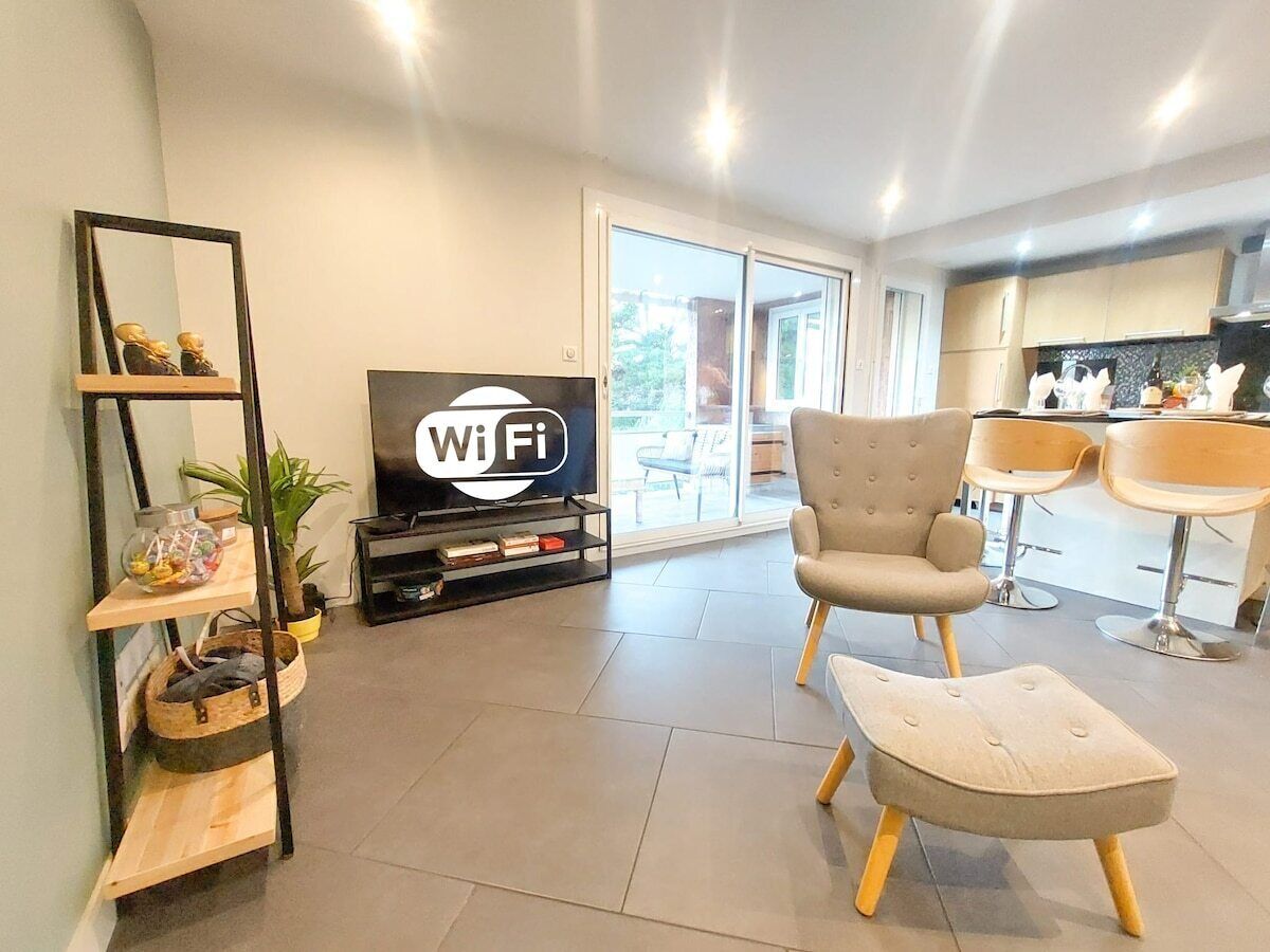 TV