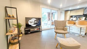 TV