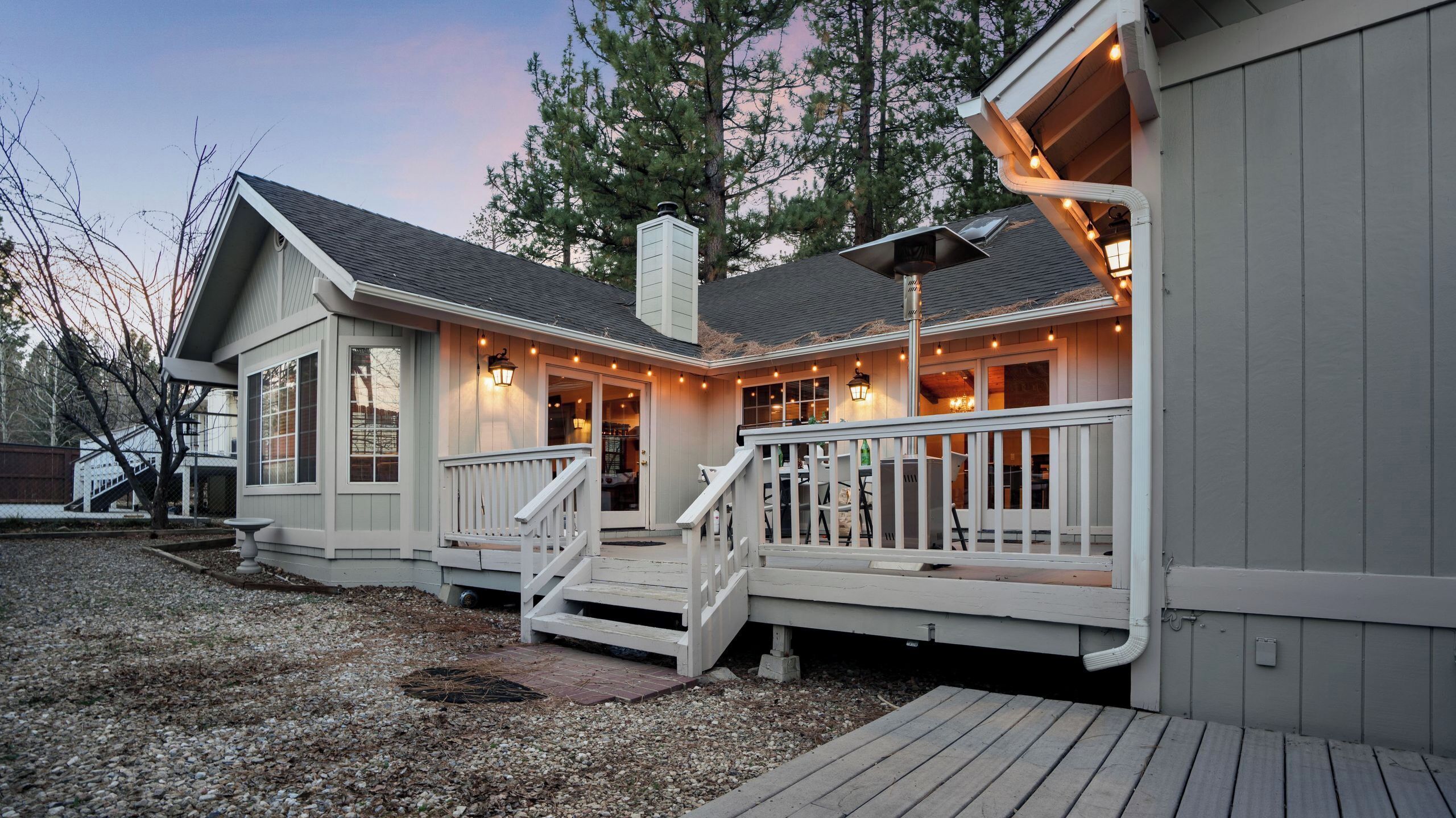 House (4 Bedrooms) | Front of property