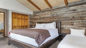 House (4 Bedrooms) | Interior - Pinecrest Lodge by Avantstay Game Room + Outdoor Dining Near Big Bear Lake + Slopes (Big Bear Lake)
