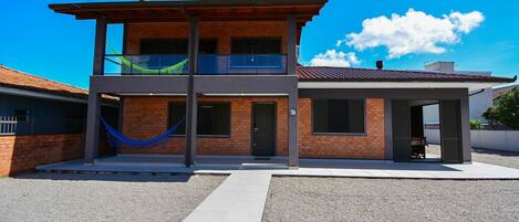 Villa | Exterior