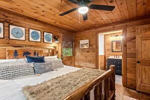 Room - New Listing: Cozy Cove a Private Cabin Townsend TN (Townsend)