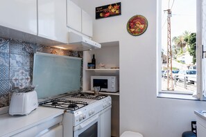 Private kitchen - Fisherman's house on the sea with Wi Fi and clima (BORDIGHERA)