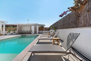 Pool - Villa 'Azzurra' with Private Pool, Wi-Fi and Air Conditioning (Torre Suda)