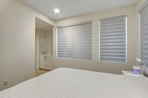 3 bedrooms, iron/ironing board, WiFi