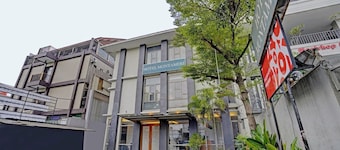 Luxury Deluxe DBL Retreat W/ Free WiFi and Parking