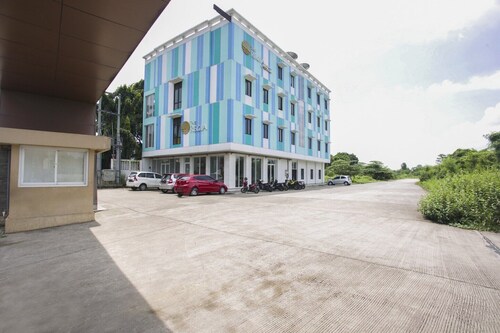 Luxury Deluxe DBL Escape W/ Free WiFi and Parking