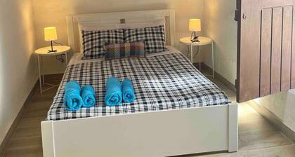 Holiday Home 'Zena Houses 2' with Private Terrace and Wi-Fi