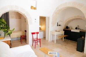 1 habitación, caja de seguridad en la habitación, wifi y ropa de cama 
