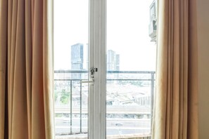 Interior - Stylish DBL Retreat W/ Free WiFi Parking and Pool (Bekasi)