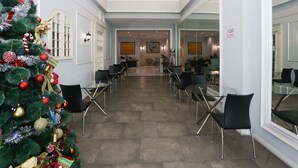 Dining - Luxury Delux Retreat W/ Free WiFi Parking and Pool (Bekasi)