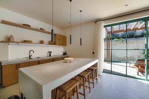 Fridge, stovetop, coffee/tea maker, electric kettle - Stylish 3-Bedroom Villa With Private Pool (Tulum)