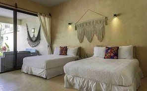 4 bedrooms, iron/ironing board, WiFi, bed sheets - Jungle Luxury 4BR Villa with Private Pool (Tulum)