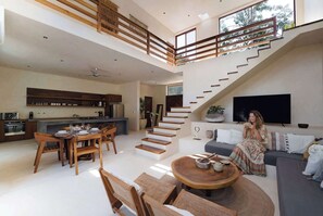 TV, offices - Luxury 3BR Duplex Villa with Private Pool (Tulum)