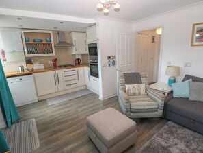 Living area - Puffin Nook, No.&nbsp;2 The Coach House, Broad Haven (Haverfordwest)