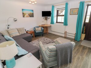 Living area - Puffin Nook, No.&nbsp;2 The Coach House, Broad Haven (Haverfordwest)