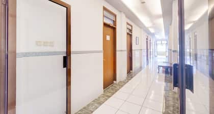 Luxury Deluxe DBL Retreat W/ WiFi Parking and Pool