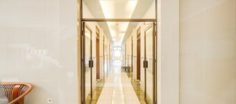 Luxury Deluxe DBL Retreat W/ WiFi Parking and Pool