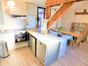 Private kitchen - 80 to 150m2 at 30m from the sea + BEACH CABIN + 30 ACTIVITIES (mers-les-bains)