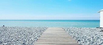 80 to 150m2 at 30m from the sea + BEACH CABIN + 30 ACTIVITIES