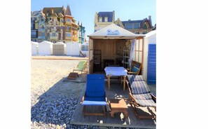 Outdoor dining - 80 to 150m2 at 30m from the sea + BEACH CABIN + 30 ACTIVITIES (mers-les-bains)