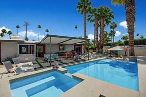 Pool - Shelby Sands: Poolside Perfection & Mountain Views (Palm Springs)