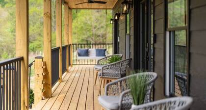Hot Tub | King Suites | Outdoor Fireplace & Lounge