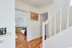 Interior - Bright & Spacious 2BR Retreat in Tilbury (Tilbury Juxta Clare)