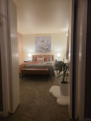 Room - Geniia Comfort Stay-Haven Retreat (Anchorage)