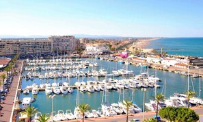 Marina/club náutico