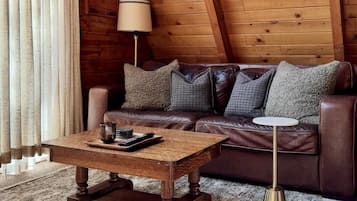 Basic House, Balcony, Mountain View | Living area