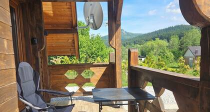 Holiday cottage in nature, large yard, barbecue and parking, peace and view