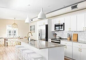 Private kitchen -  Atlantic's Edge @ Carolina Beach—Panoramic views of the ocean + pool /hot tub (Carolina Beach)