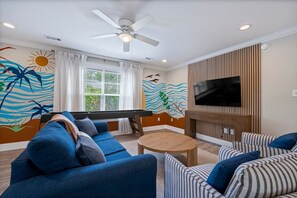 TV, ping pong - Costa Del Mar | Beach Access~Pool Table~Central EI (Emerald Isle)