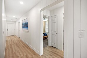 Interior - New Upscale Home Near Navarre Beach - Sauna, Hot Tub, Arcade Game Room (Navarre)