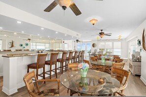 House, Accessible - Oceanfront 2BR Condo Ponce Inlet Sleeps 6 (Ponce Inlet)