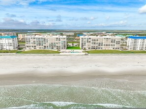 House, Accessible - Oceanfront 2BR Condo Ponce Inlet Sleeps 6 (Ponce Inlet)