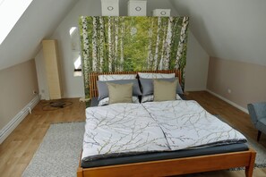 1 slaapkamer, een bureau, gratis wifi, beddengoed