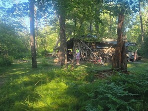 Miscellaneous - Private camground with cabin and spots for 3-4 tents (Beaverton)