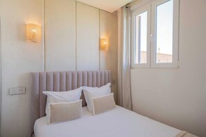 2 bedrooms, laptop workspace, iron/ironing board, bed sheets - Charming Apartment - 2bdr/6p - Saint Tropez/port (Saint-Tropez)