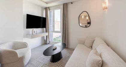 Charming Apartment - 2bdr/6p - Saint Tropez/port