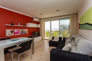 TV - Apartment with Sea Views in Cullera (Cullera)