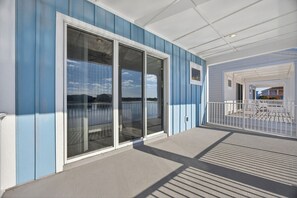 Terrace/patio - Waterfront 3BR Pool Cottage at Margaritaville Orlando - Near Disney (Kissimmee)