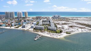 On the beach - Gulf Island Condominiums #434 (Navarre)